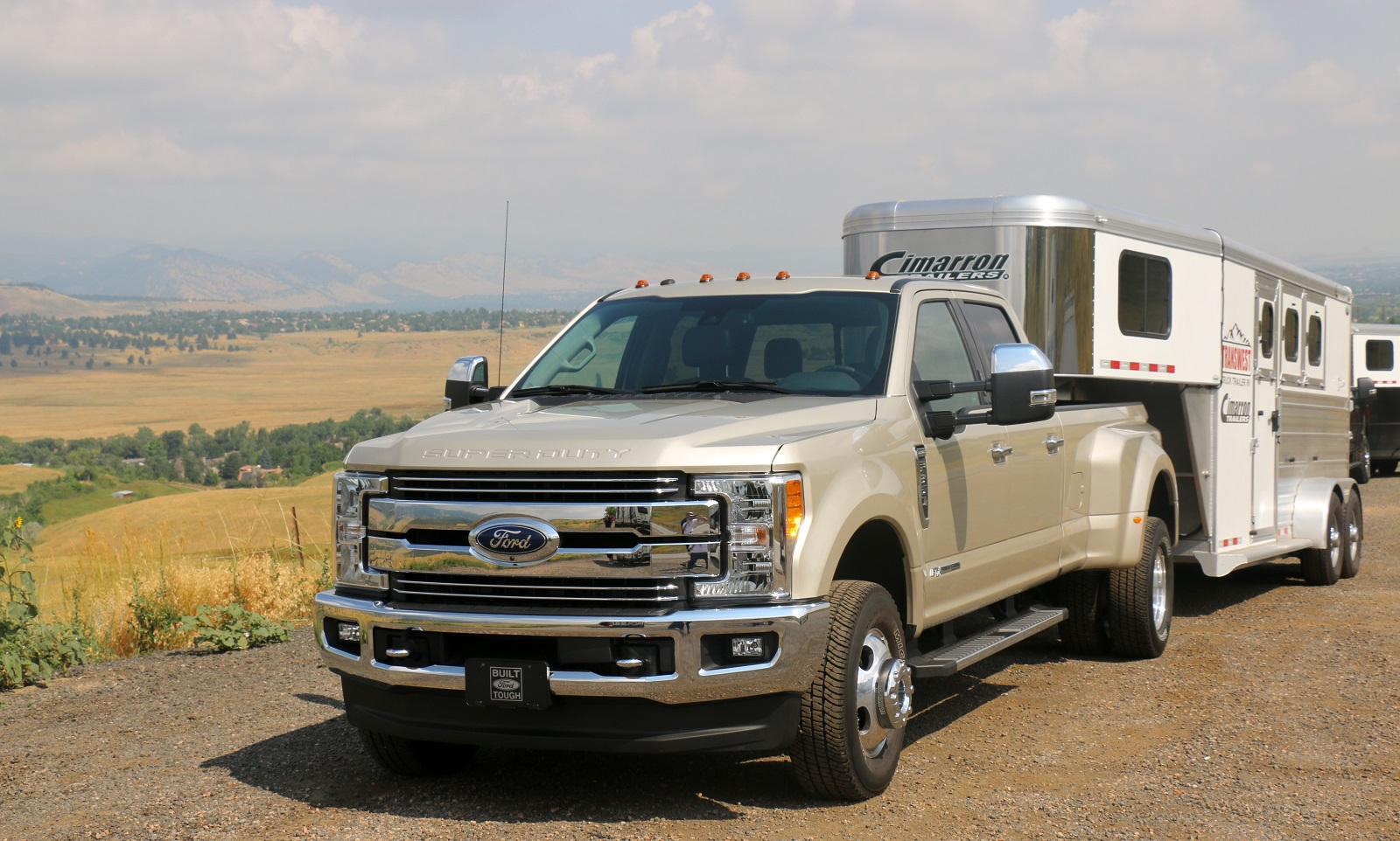 2017-Ford-Super-Duty-Ford-Trucks-34