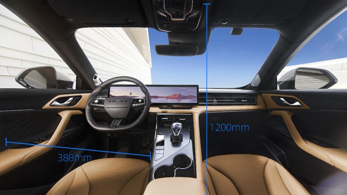 全新第三代荣威RX5 超混eRX5为用户带来更加舒展的驾乘体验