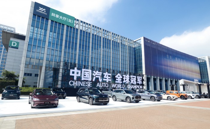 6【创新大会外场车阵】