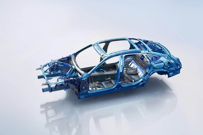 配图9：五环八纵全铝车身