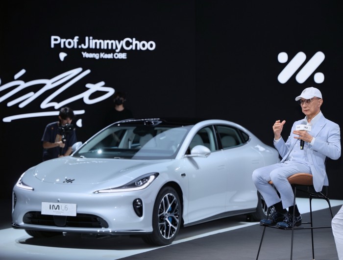 6、Prof. JimmyChoo出席全新一代智己L6私享会